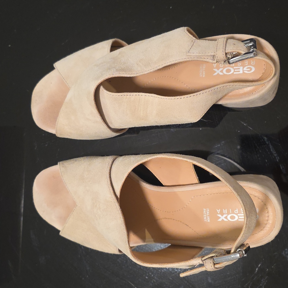 Geox Respira Women's Tan Suede Sandals Size EU 39 US 8.5